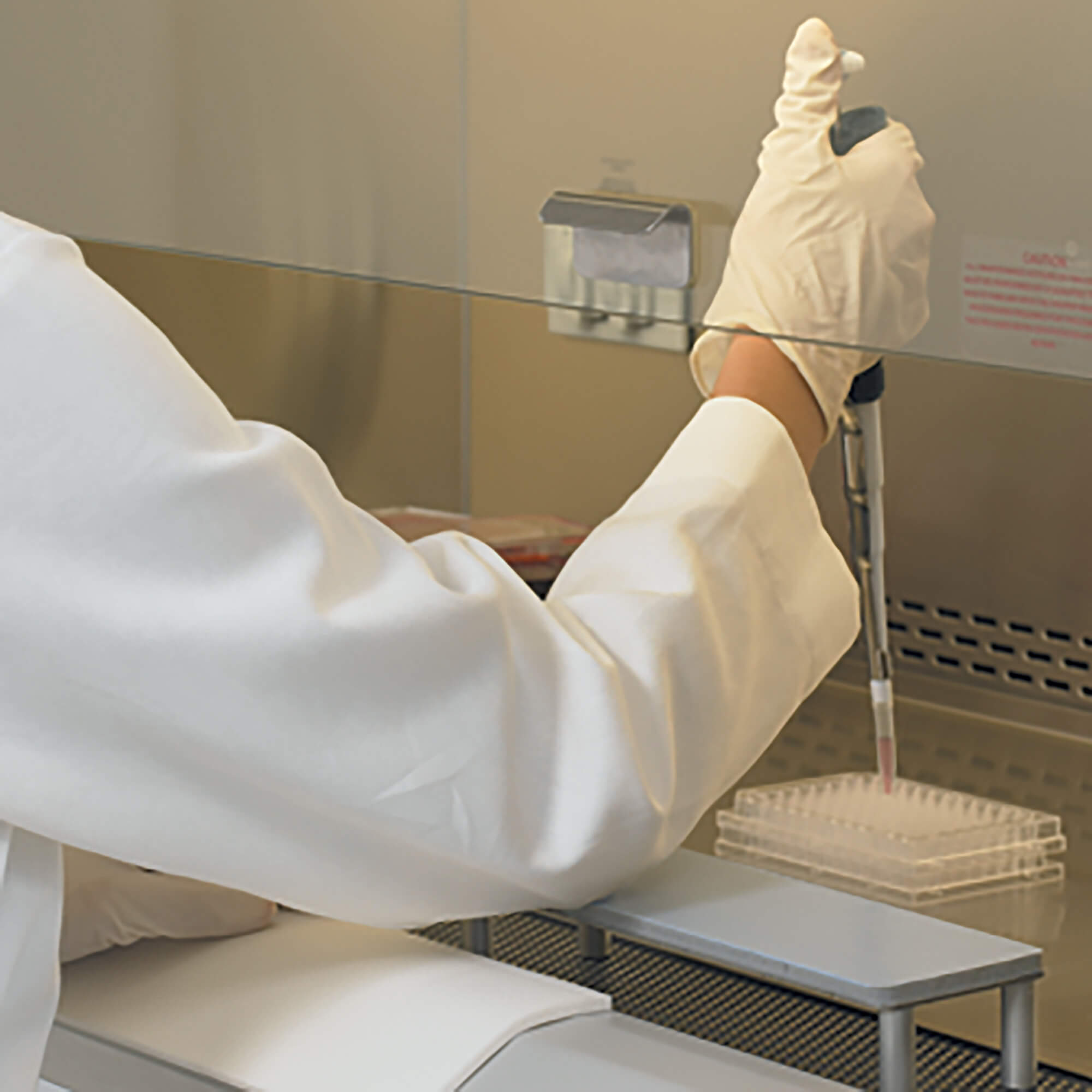 NU-976 Disposable Biosafety Cabinet Armrest Pads