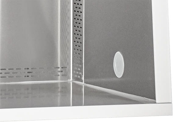 AireGard NU-140 Vertical Laminar Airflow Workstation features a smooth work zone.
